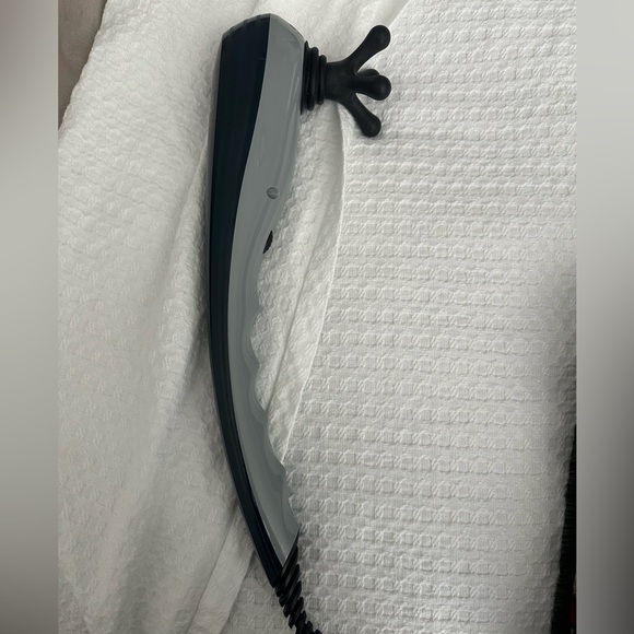 Wahl Deep Tissue Percussion Corded Therapeutic Massager - Picture 3 of 5